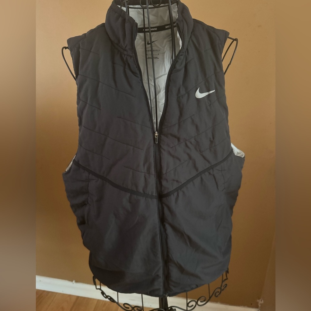 Nike Men’s Vest